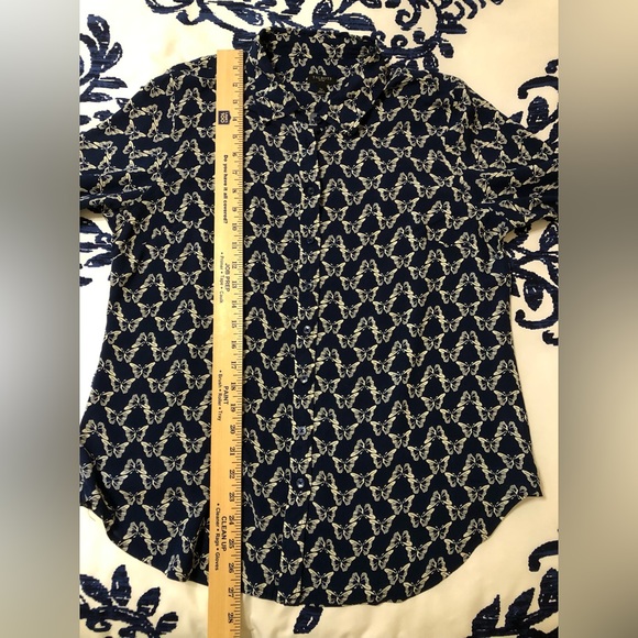 Talbots, Size LP, super pretty light airy blouse. - Picture 5 of 9